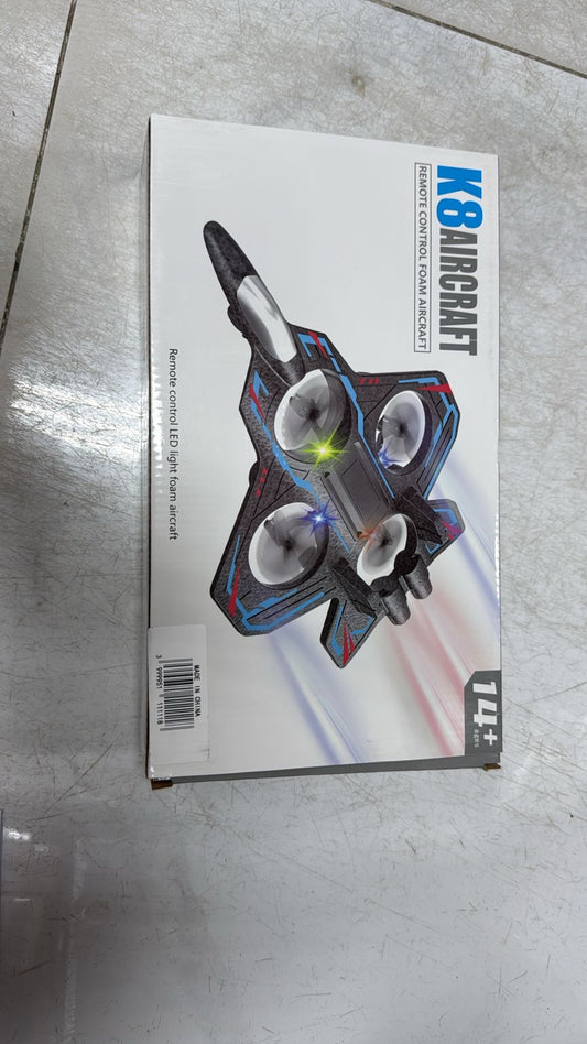 طائرة نفاثة تعمل بالتحكم عن بعد